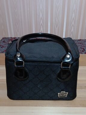 Caboodles Black Quilted Cosmetic Train Case with Glossy Handles